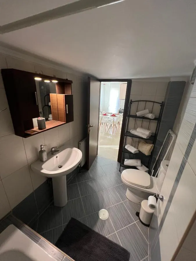 Silverline Comfort Apartment Thessaloniki