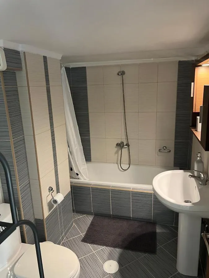 Silverline Comfort Apartment Thessaloniki